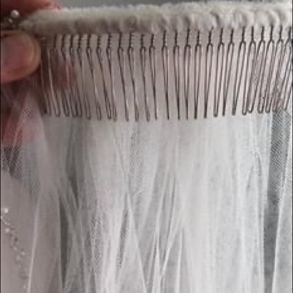 Wedding Dress With Veil Size 8 - Picture 6 of 6